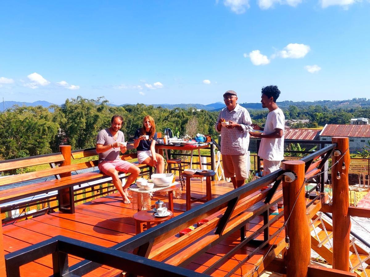 Kopa Hilltop - Family Guest Home Ruteng Exteriér fotografie