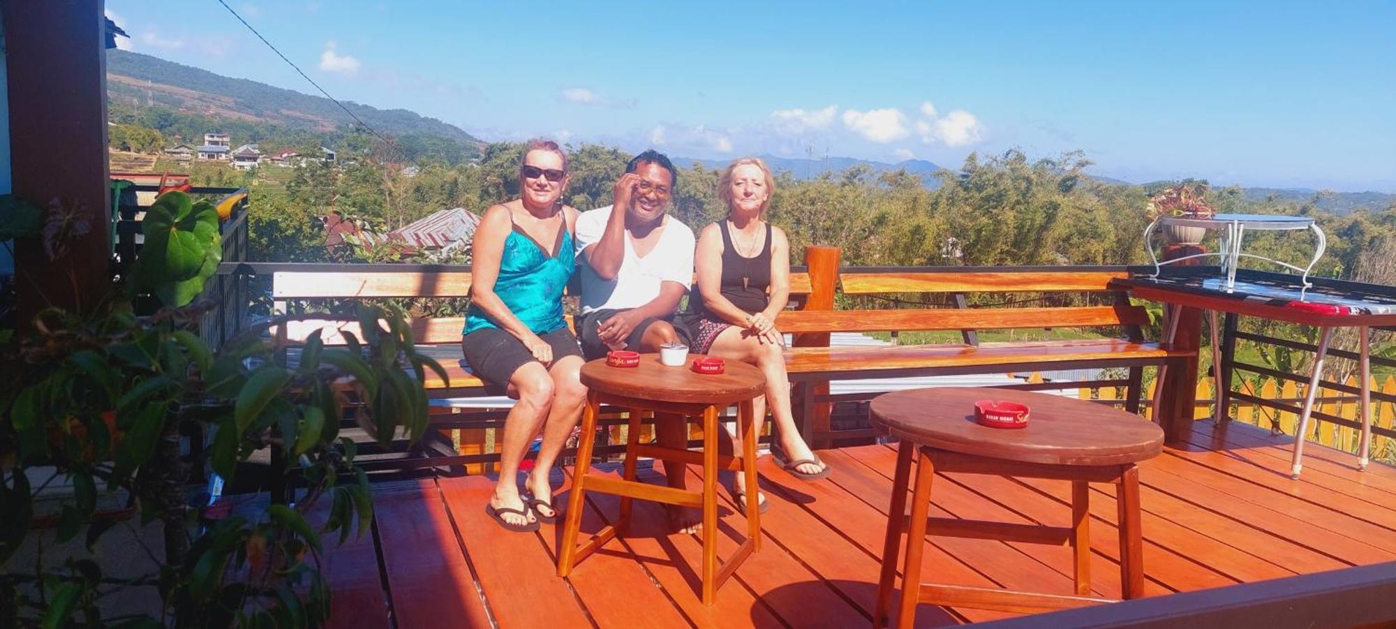 Kopa Hilltop - Family Guest Home Ruteng Exteriér fotografie