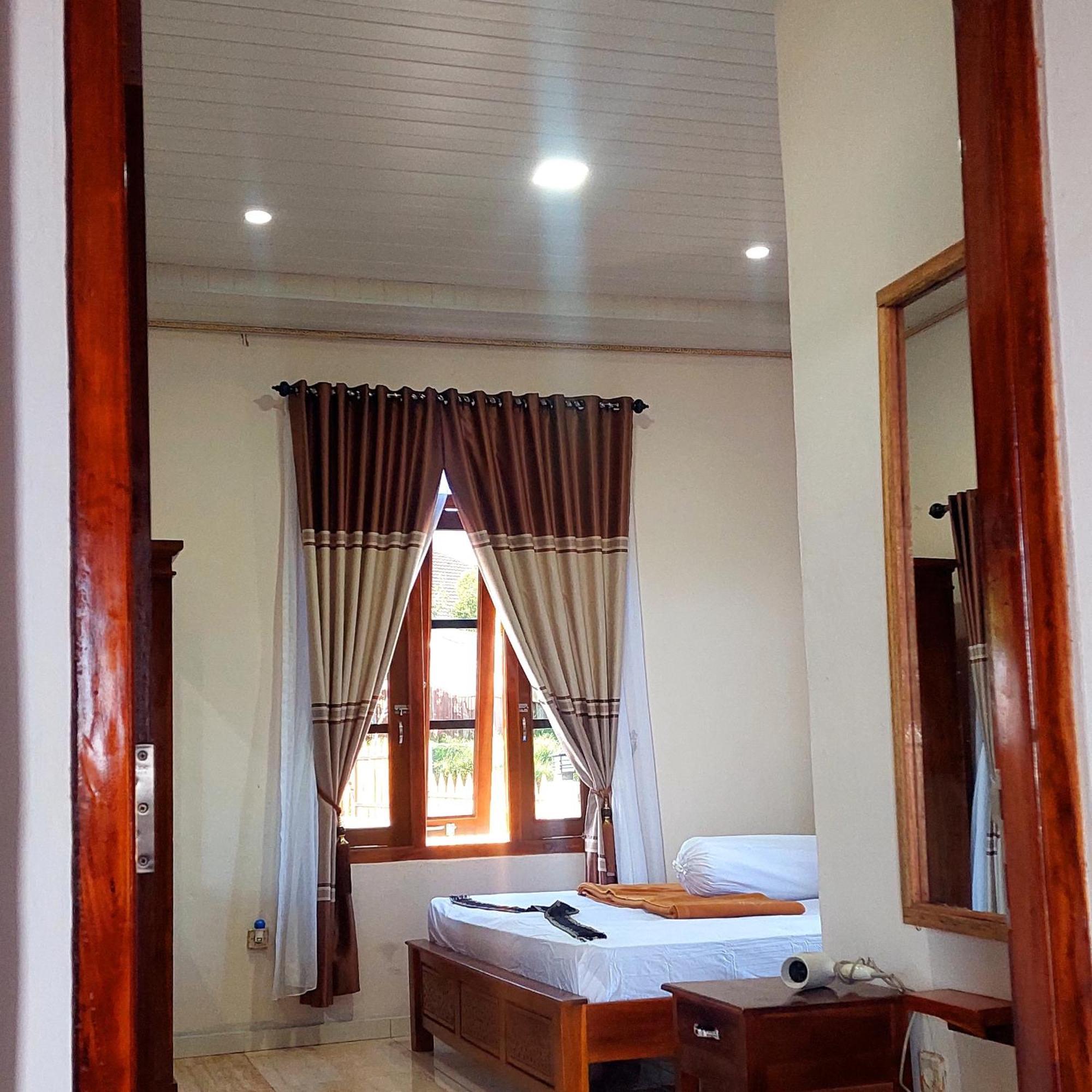 Kopa Hilltop - Family Guest Home Ruteng Pokoj fotografie